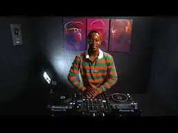 Romeo Makota – Amapiano Mix 2024 (12 January)